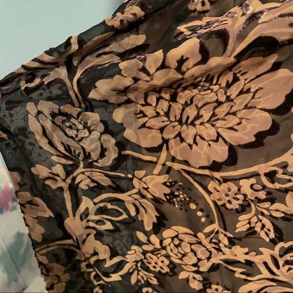 Dress Forum Square Neck Dress - Picture 5 of 10